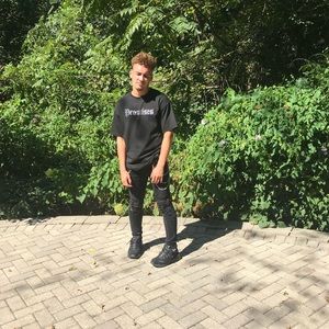 Meet your Posher, Jac